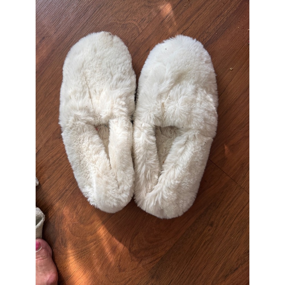 Secret Treasures Cream White Faux Fur Plush Slip On House Slippers Size 9